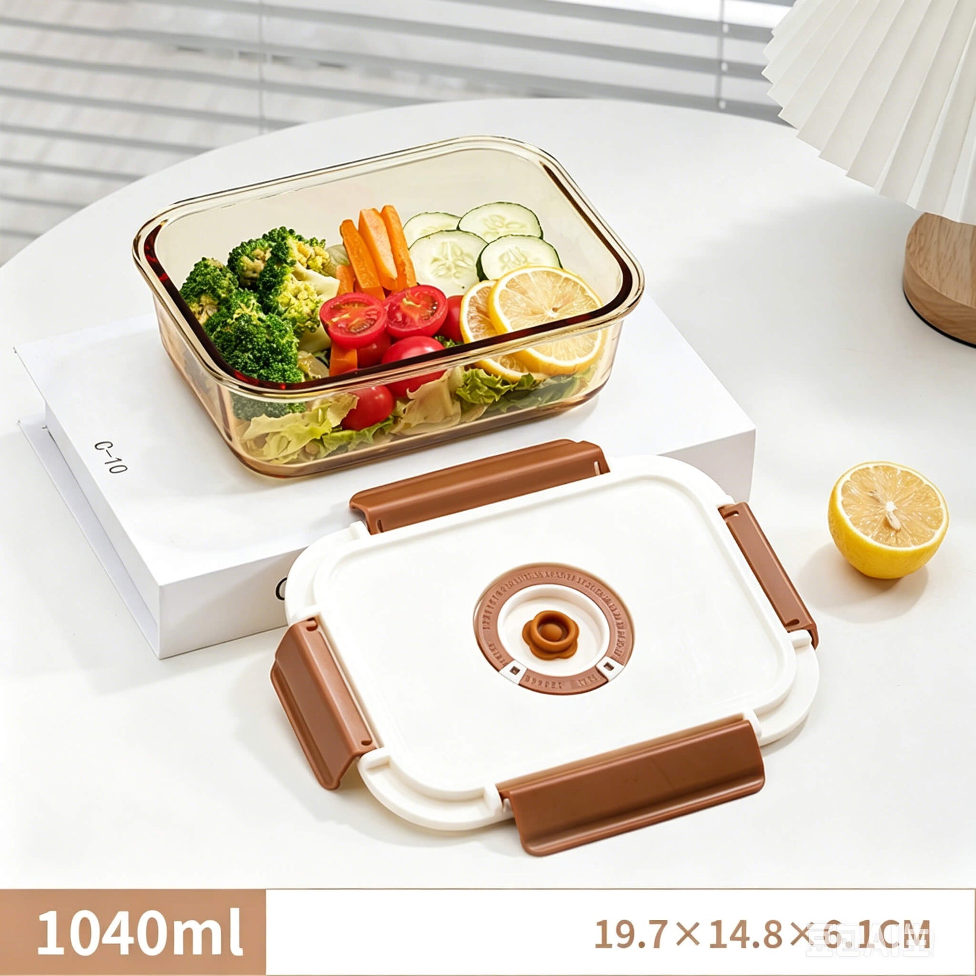 Acever BX03 large glass food container closed lifestyle shot on wooden tray showing cream lid with time recorder dial and brown locking clips with vegetables visible through amber glass