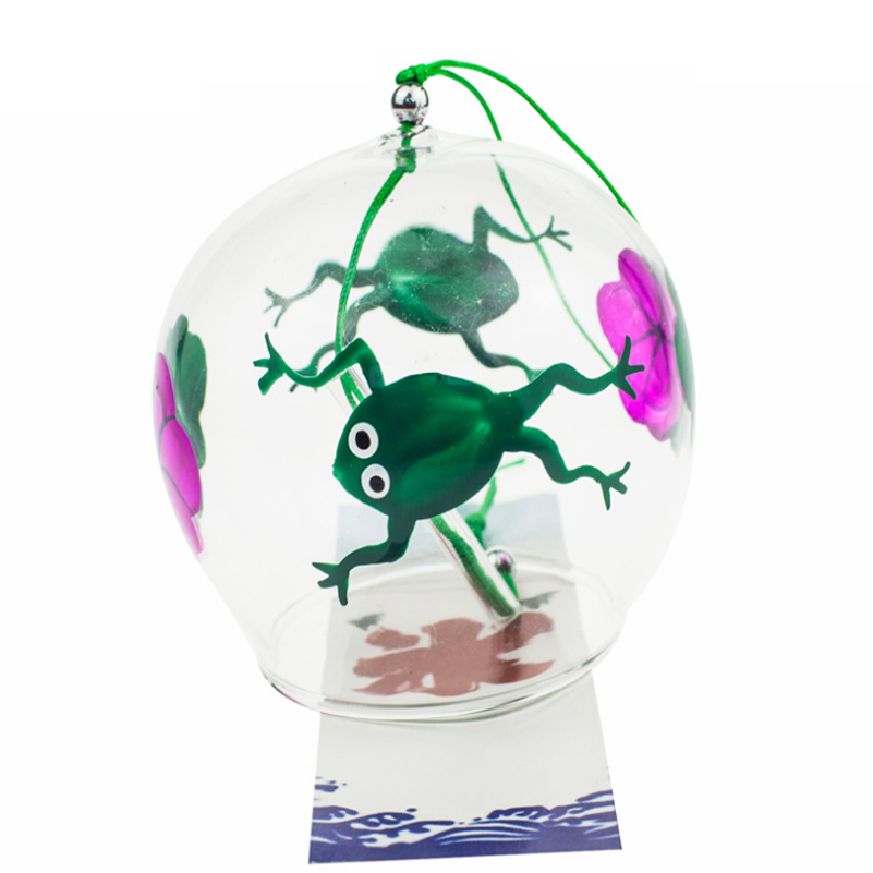 ACEVER_GLASS_WIND_BELL_FROG